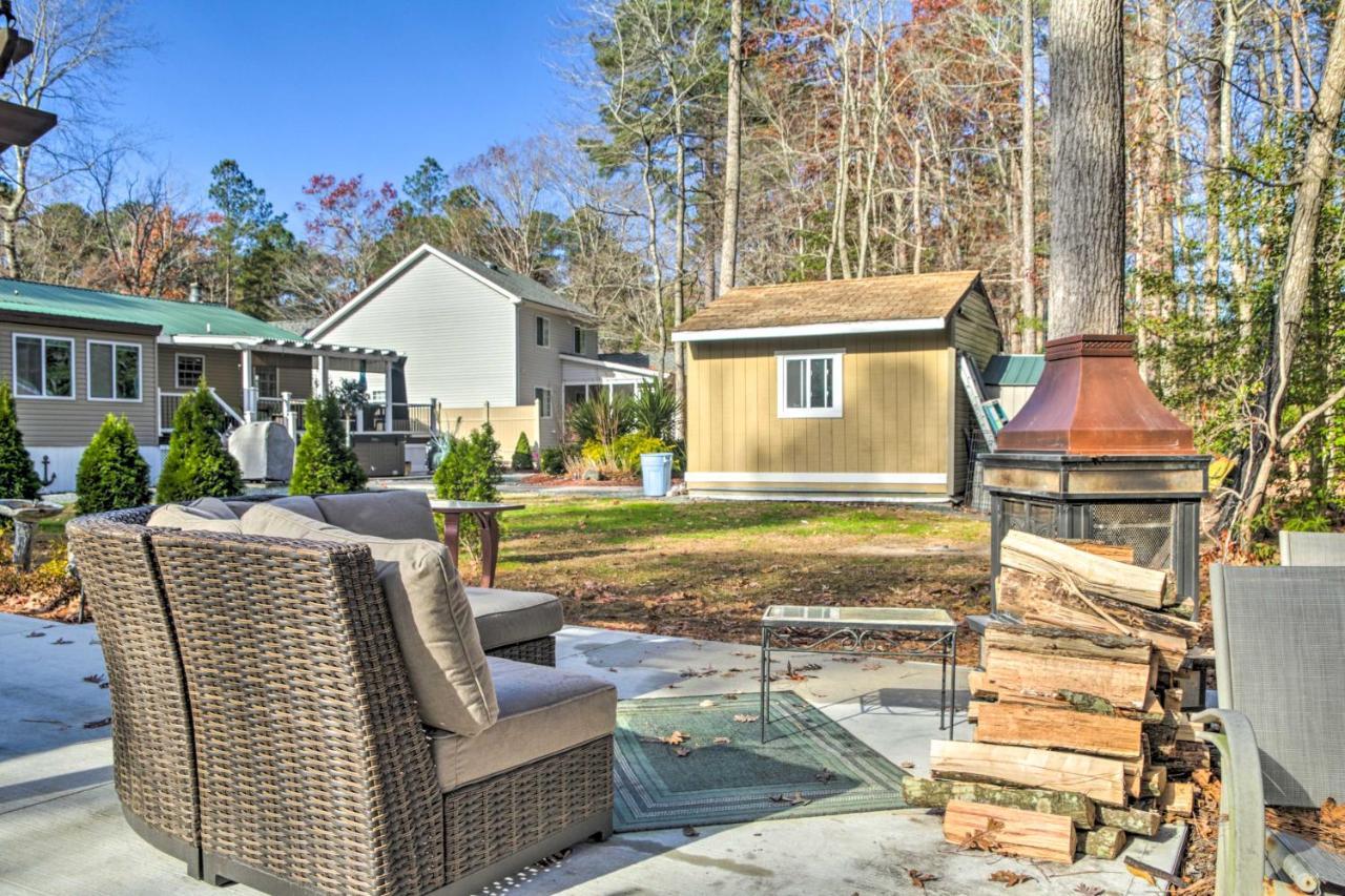Berlin Home With Patio, 9 Mi To Ocean City Beaches Luaran gambar