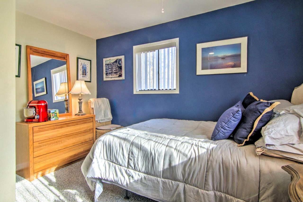 Berlin Home With Patio, 9 Mi To Ocean City Beaches Luaran gambar